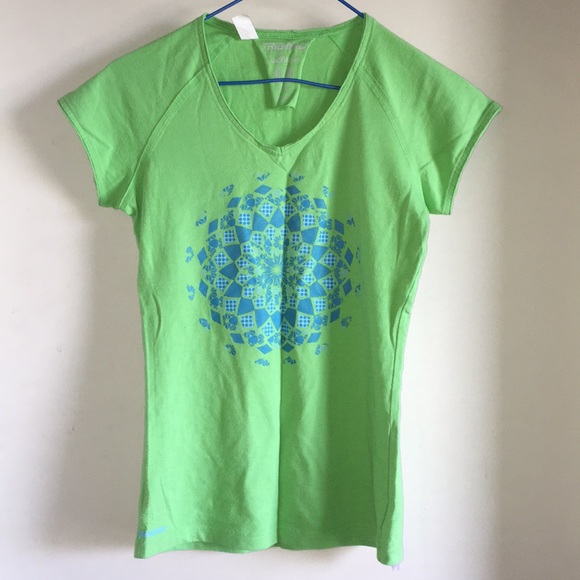 Lime green V neck T shirt - Picture 1 of 4